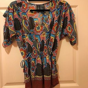 BISOU BISOU Women’s Sheer Top in XS.